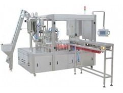 How does a pouch filling machine work?