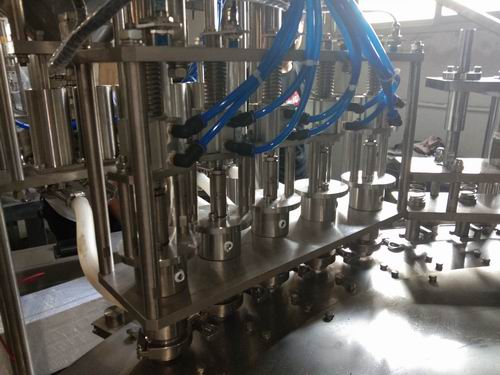 filling peak quantity of spout pouch filling capping machine